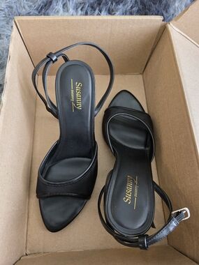 Black Ankle-Strap Pointed Sandals for Women